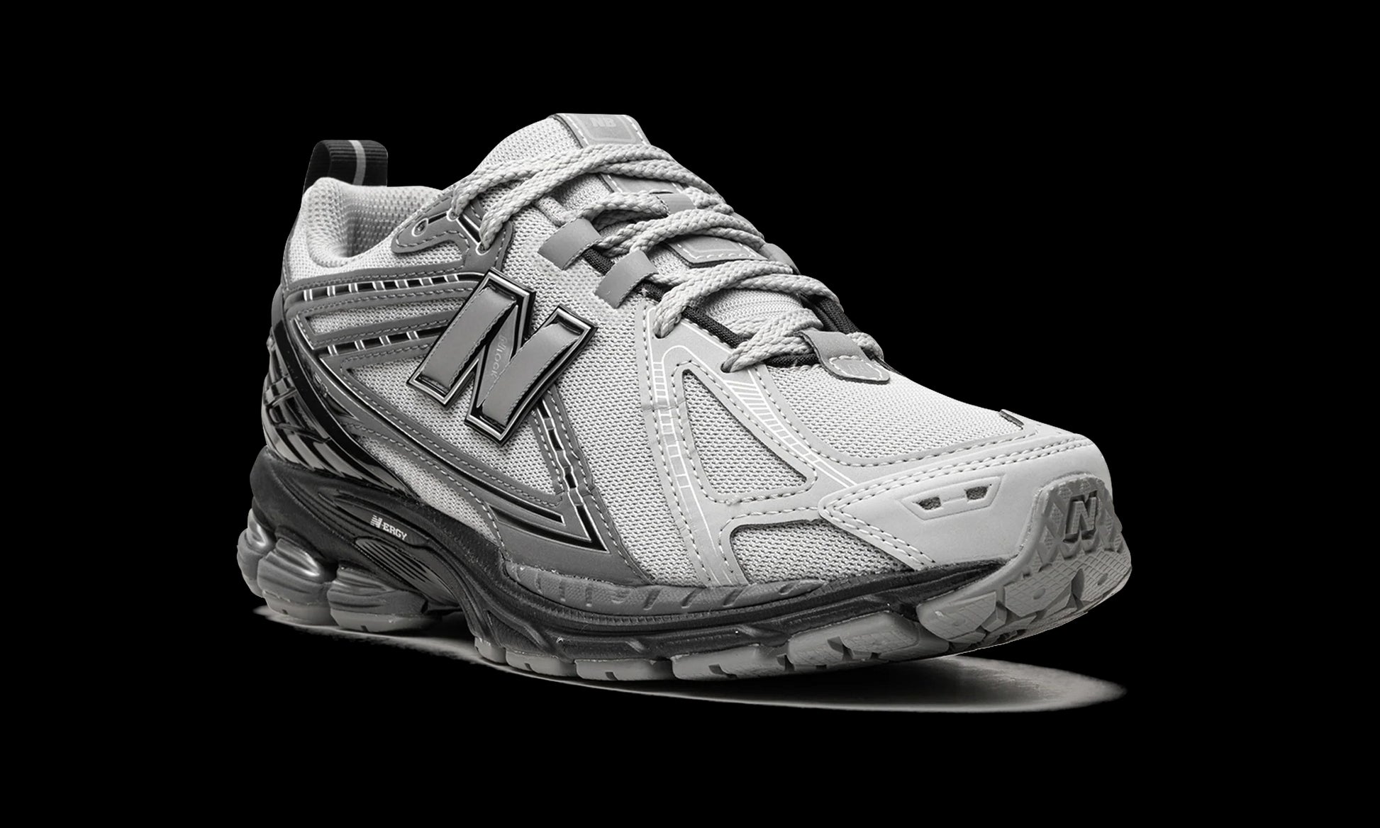 New Balance 1906R "Grey / Black" M1906RHA