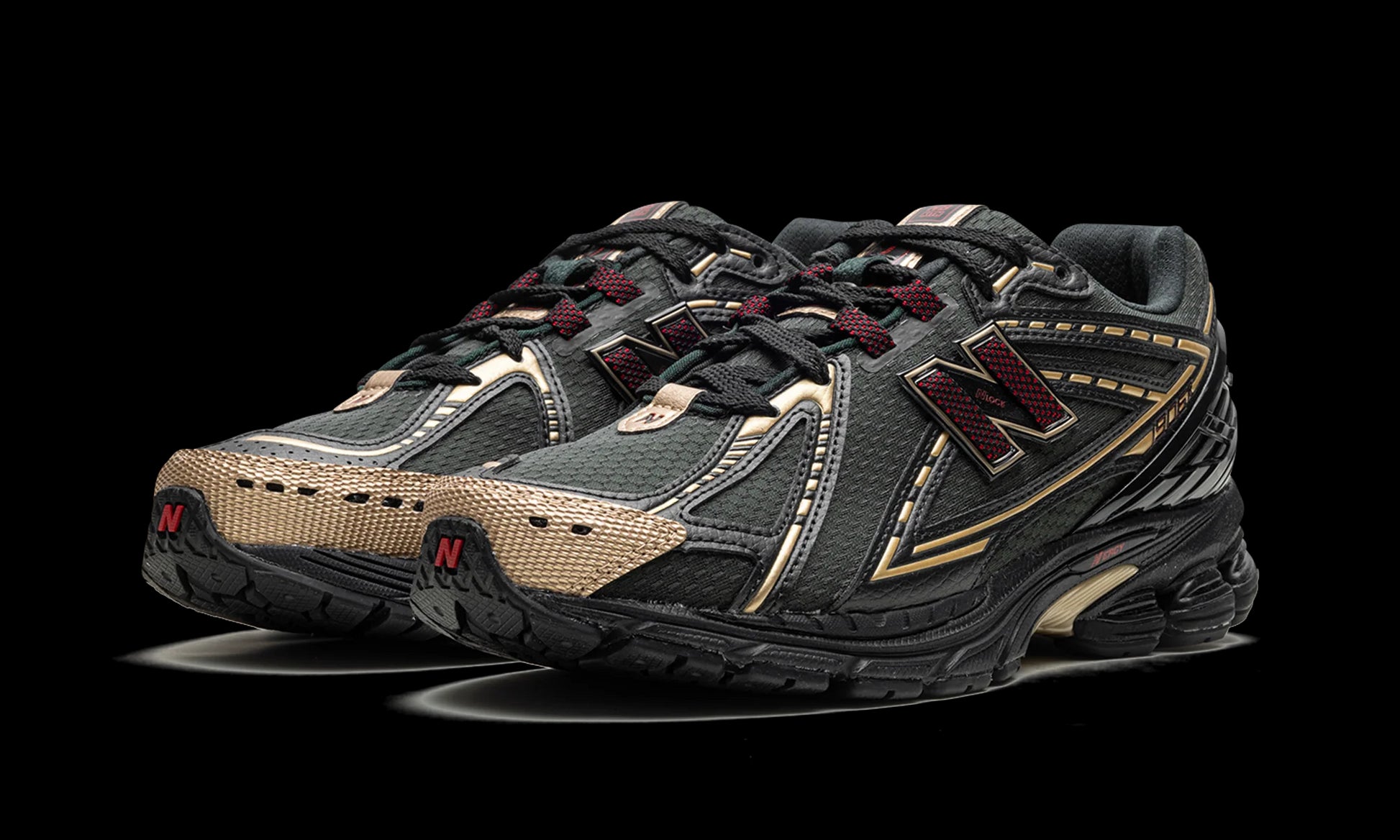 New Balance 1906R "Kith- Black" M1906RKS