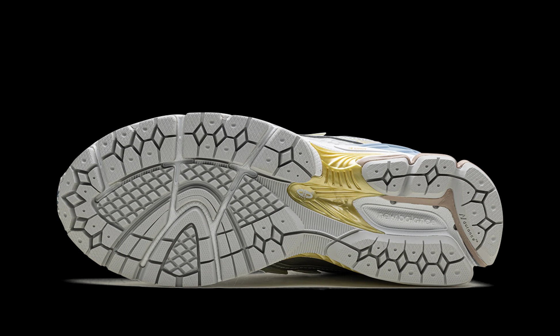 New Balance 1906R "Kith- White" M1906RKC