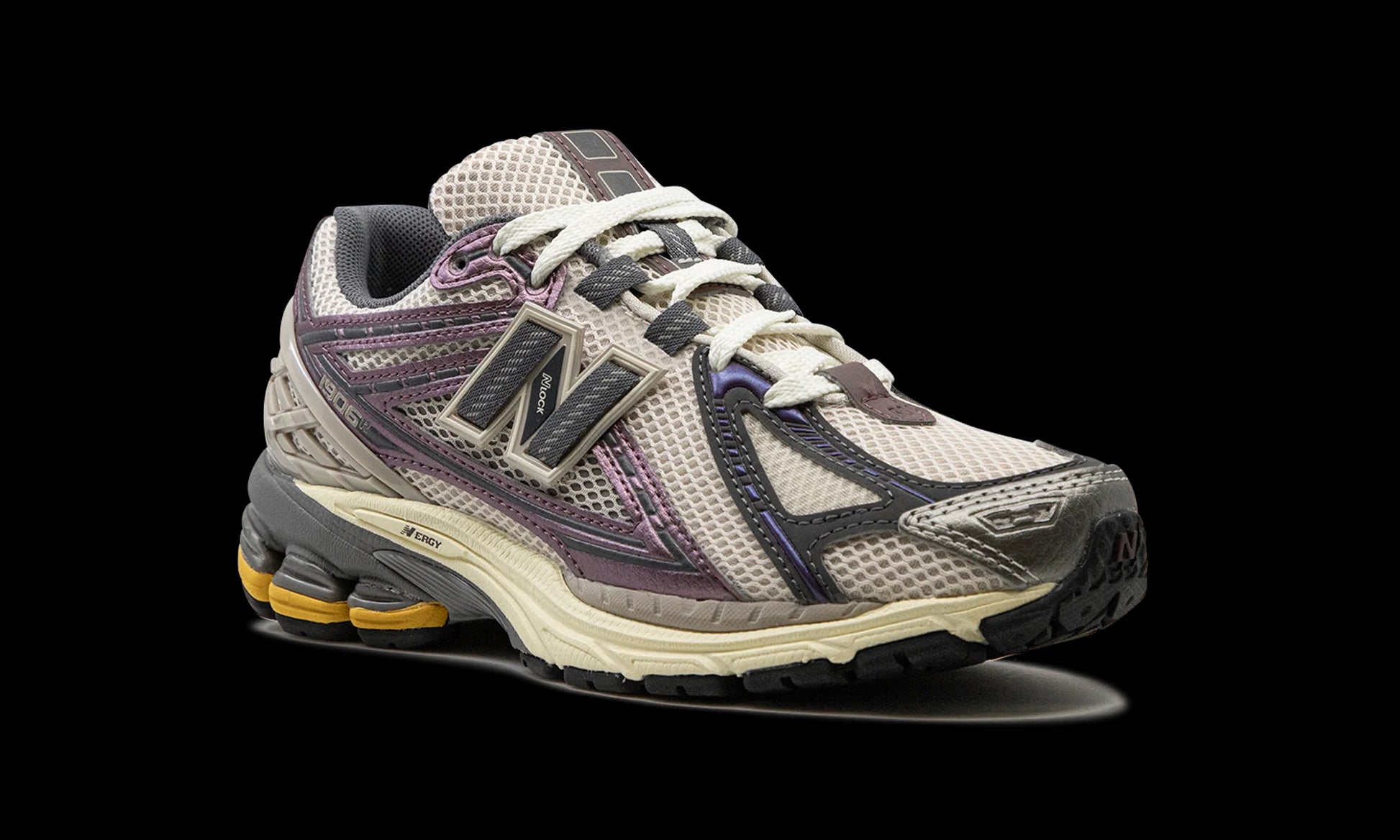 New Balance 1906R "LICORICE" M1906RRA