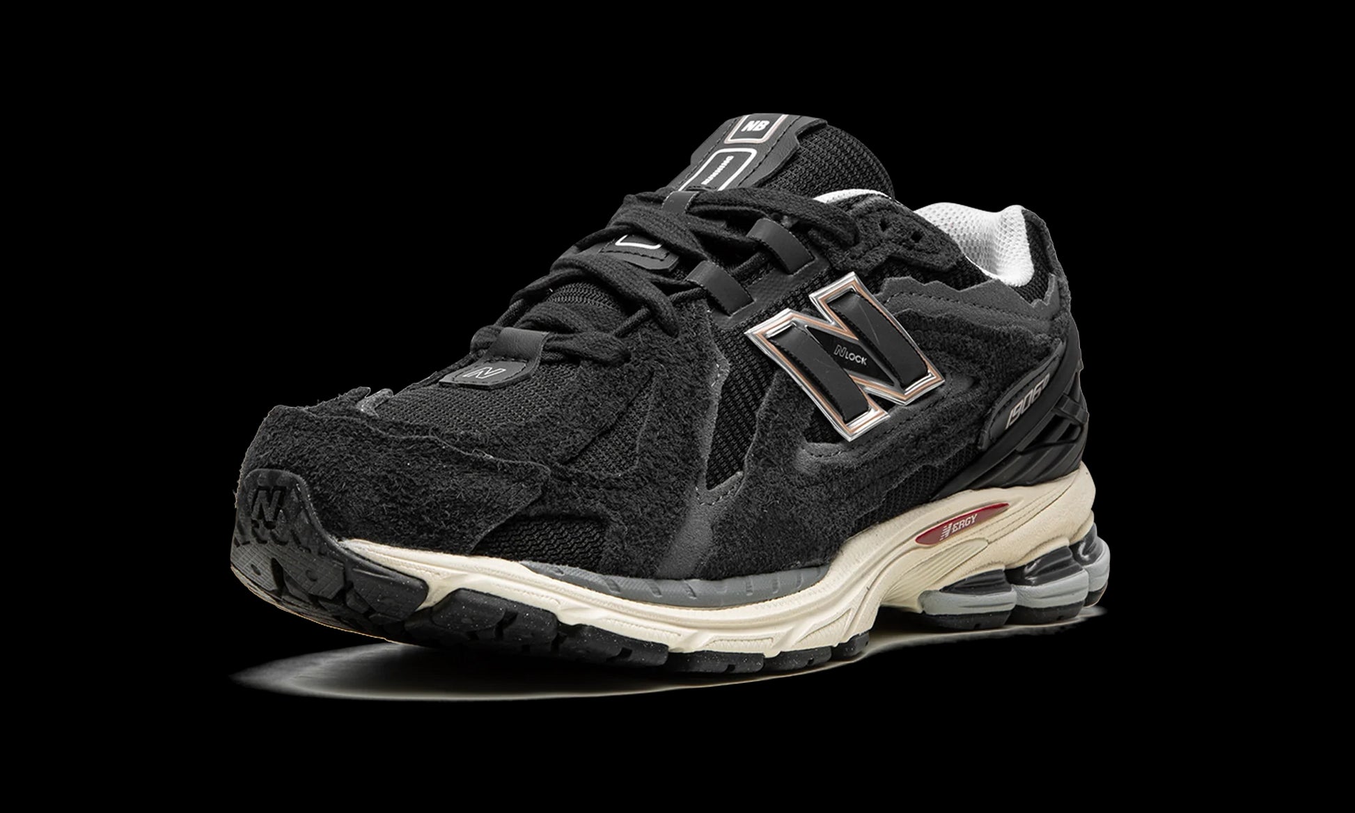 New Balance 1906R "Protection Pack - Black" M1906DD