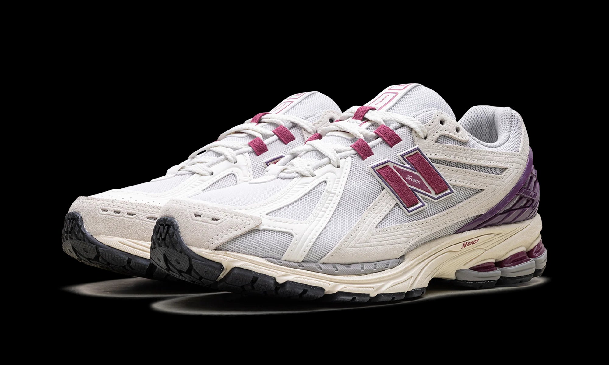 New Balance 1906R "Sea Salt Radiant Purple" M1906REF