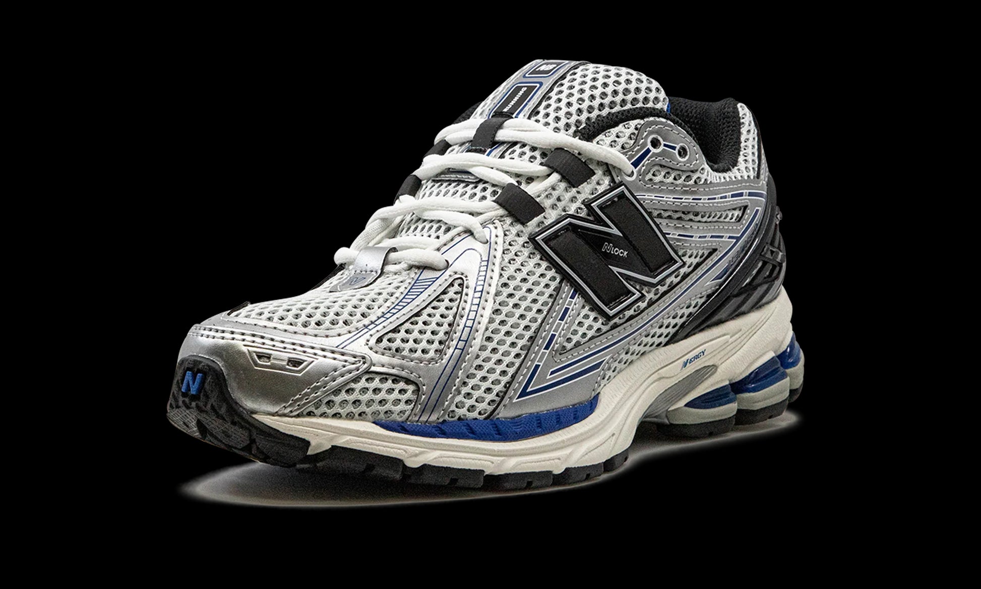 New Balance 1906R "Silver Metallic" M1906RCD