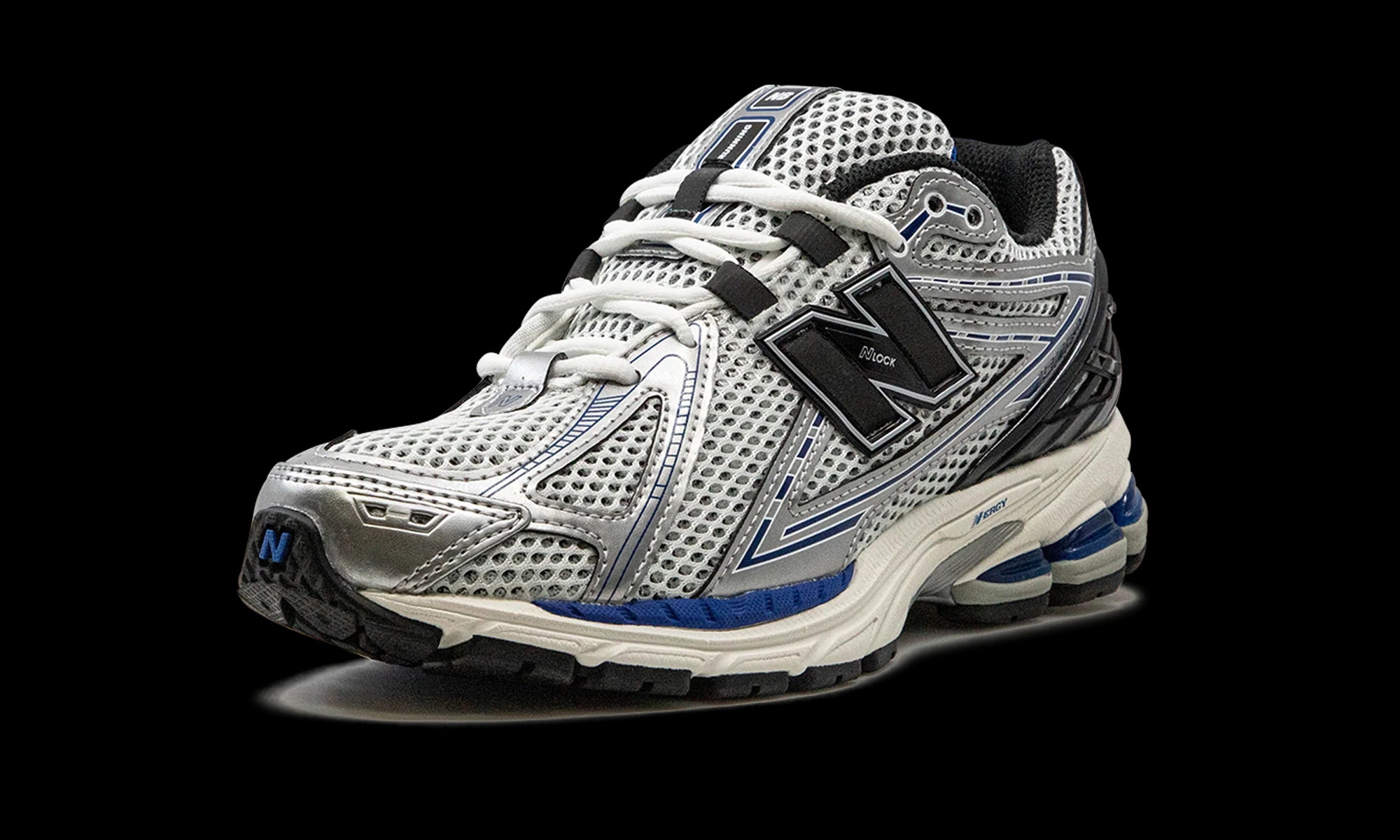 New Balance 1906R "Silver Metallic" M1906RCD