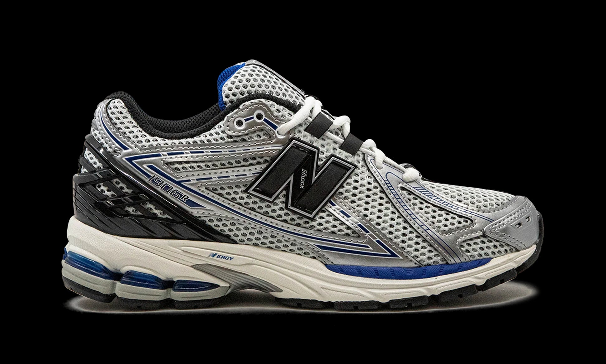 New Balance 1906R "Silver Metallic" M1906RCD