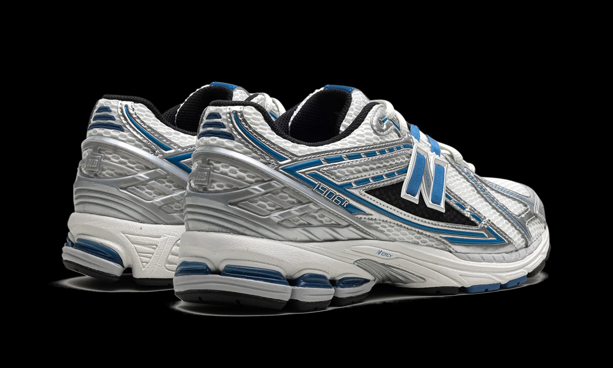 New Balance 1906R "SILVER METALLIC" M1906REB