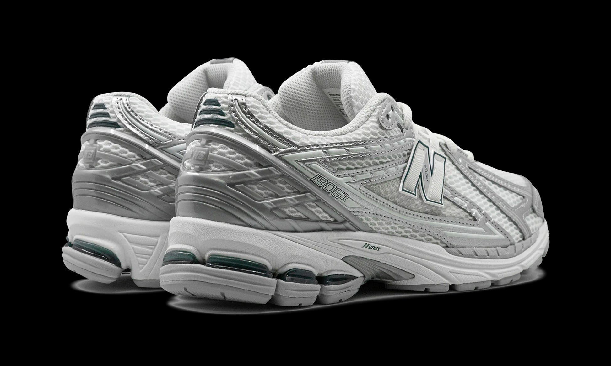 New Balance 1906R "SILVER METALLIC" M1906REE