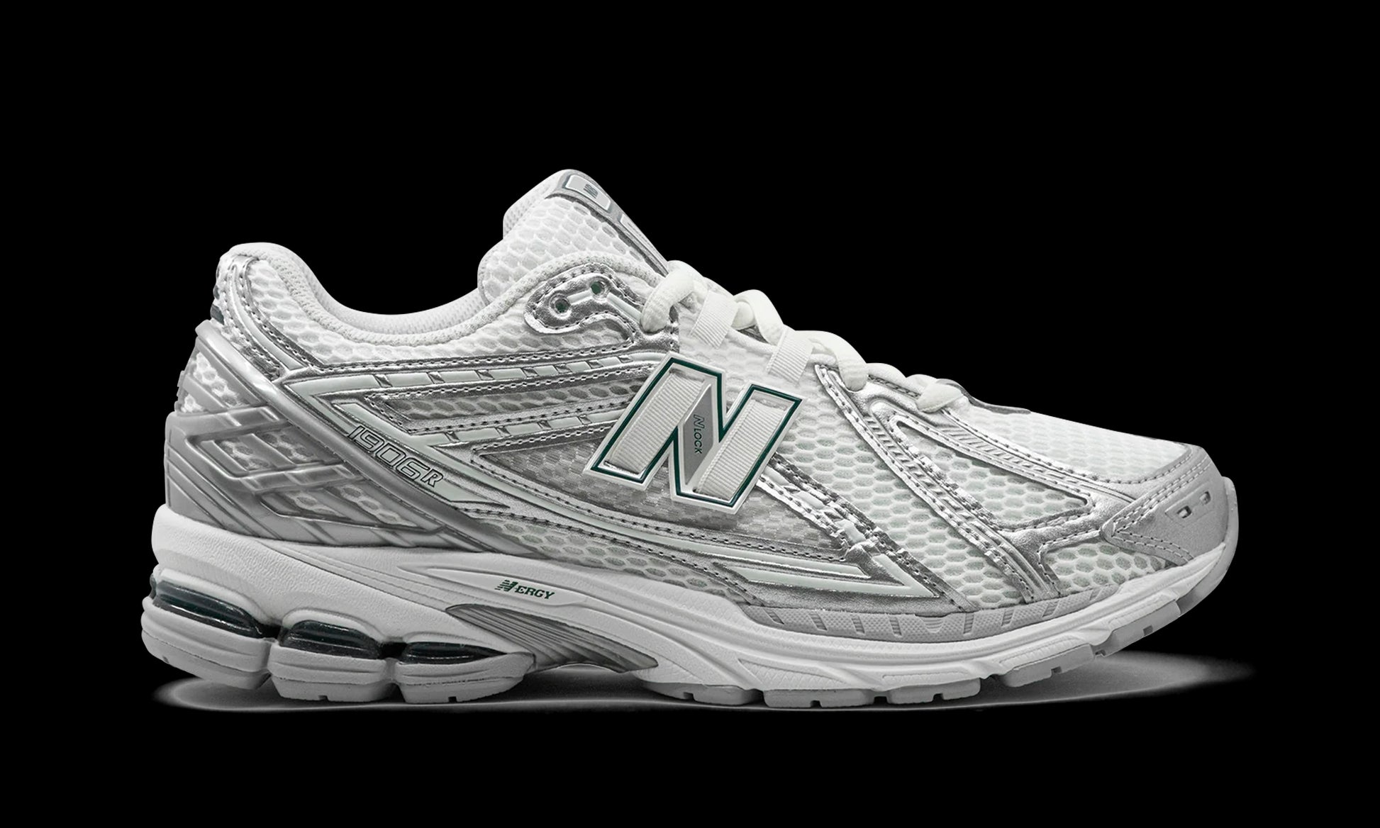 New Balance 1906R "SILVER METALLIC" M1906REE