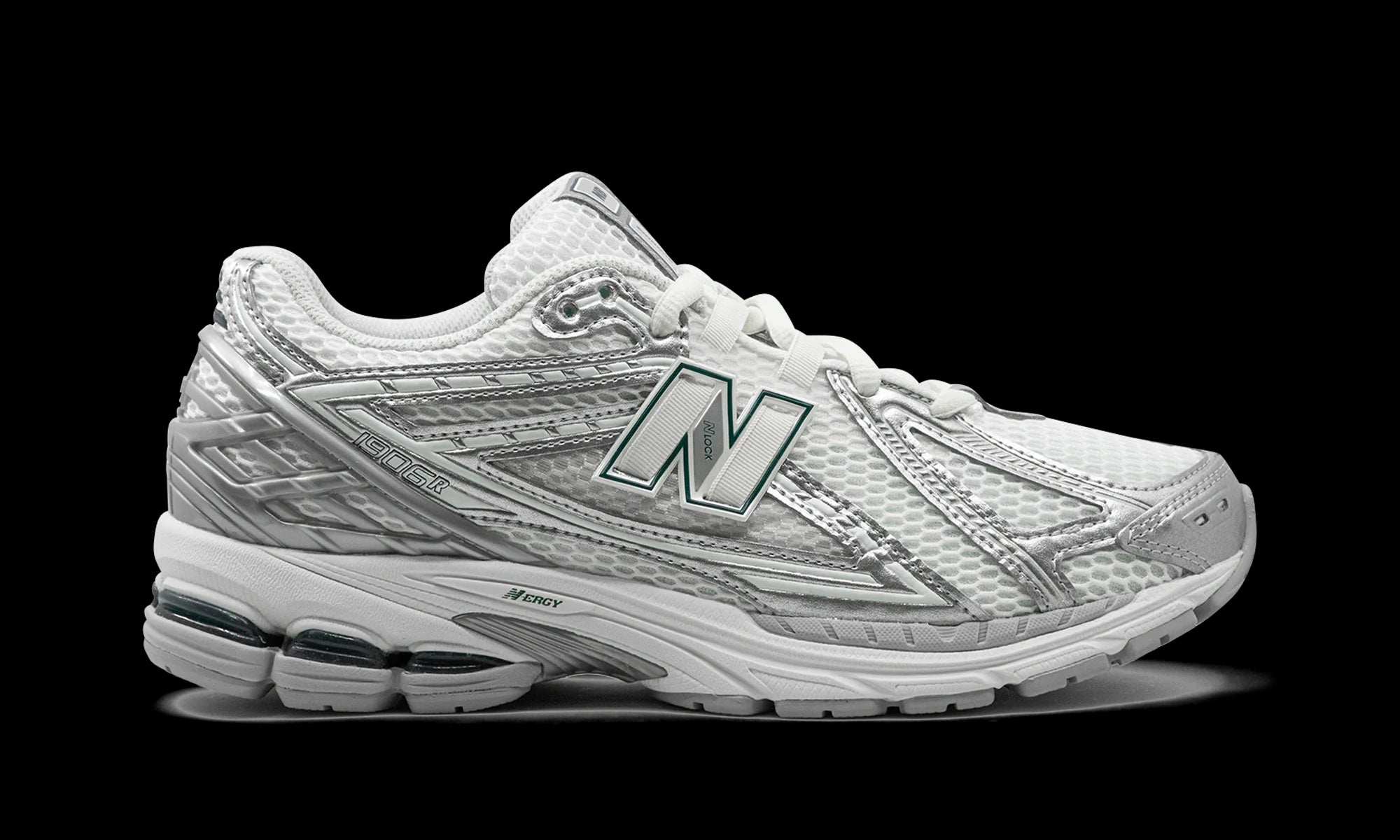 New Balance 1906R "SILVER METALLIC" M1906REE