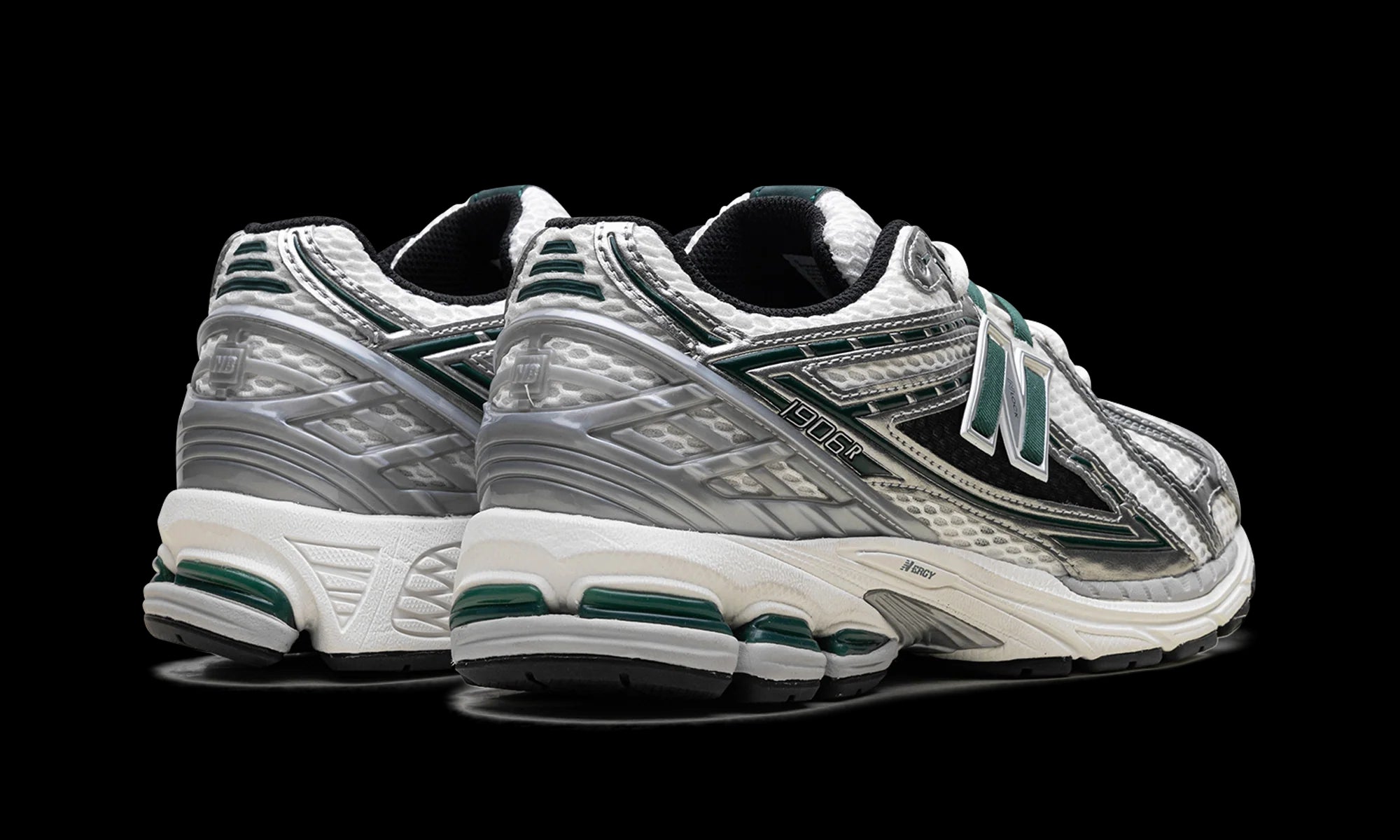 New Balance 1906R "Silver Metallic Nightwatch Green" M1906REU