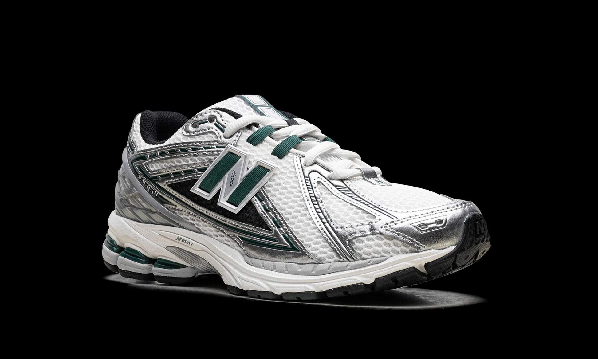 New Balance 1906R "Silver Metallic Nightwatch Green" M1906REU