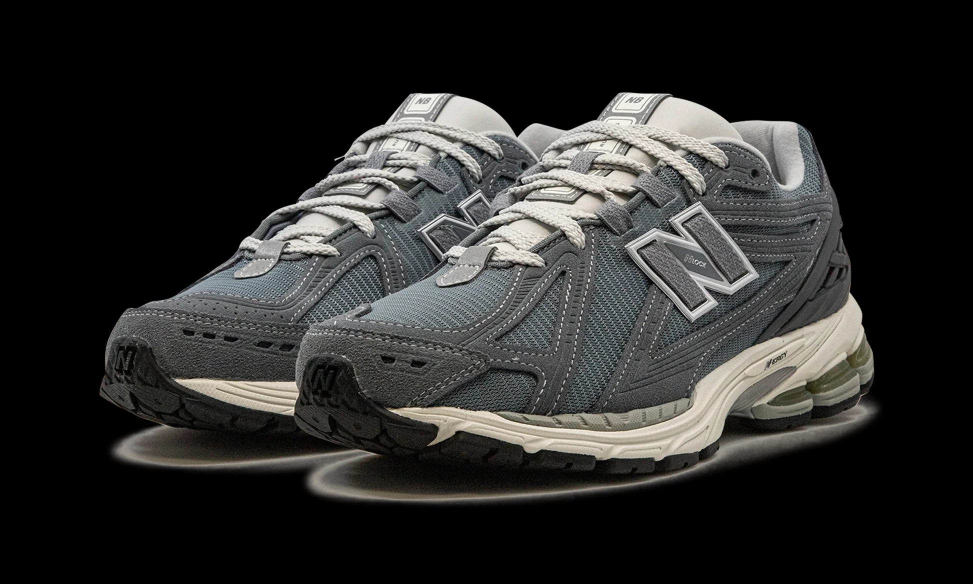 New Balance 1906R "TITANIUM" M1906RV