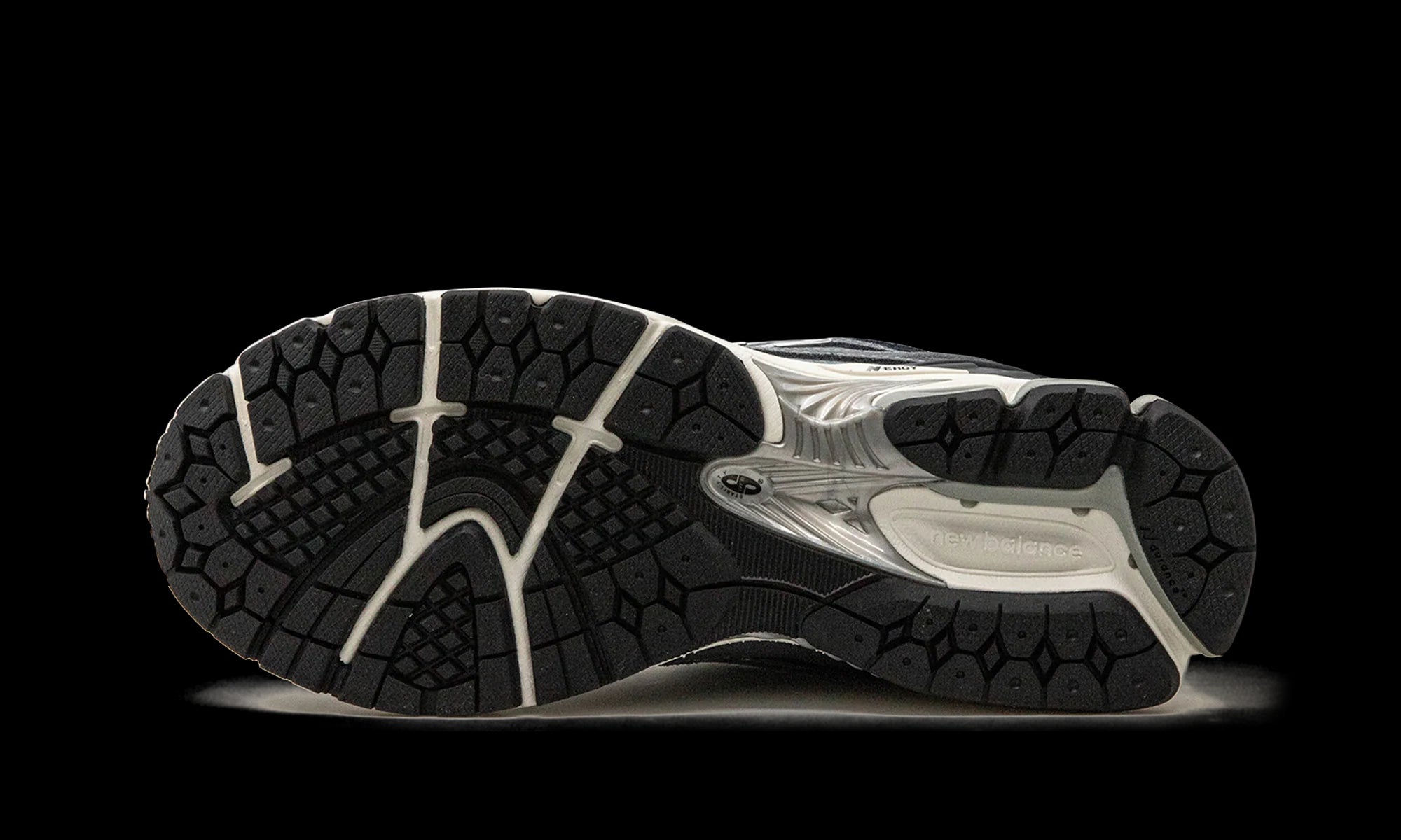 New Balance 1906R "TITANIUM" M1906RV