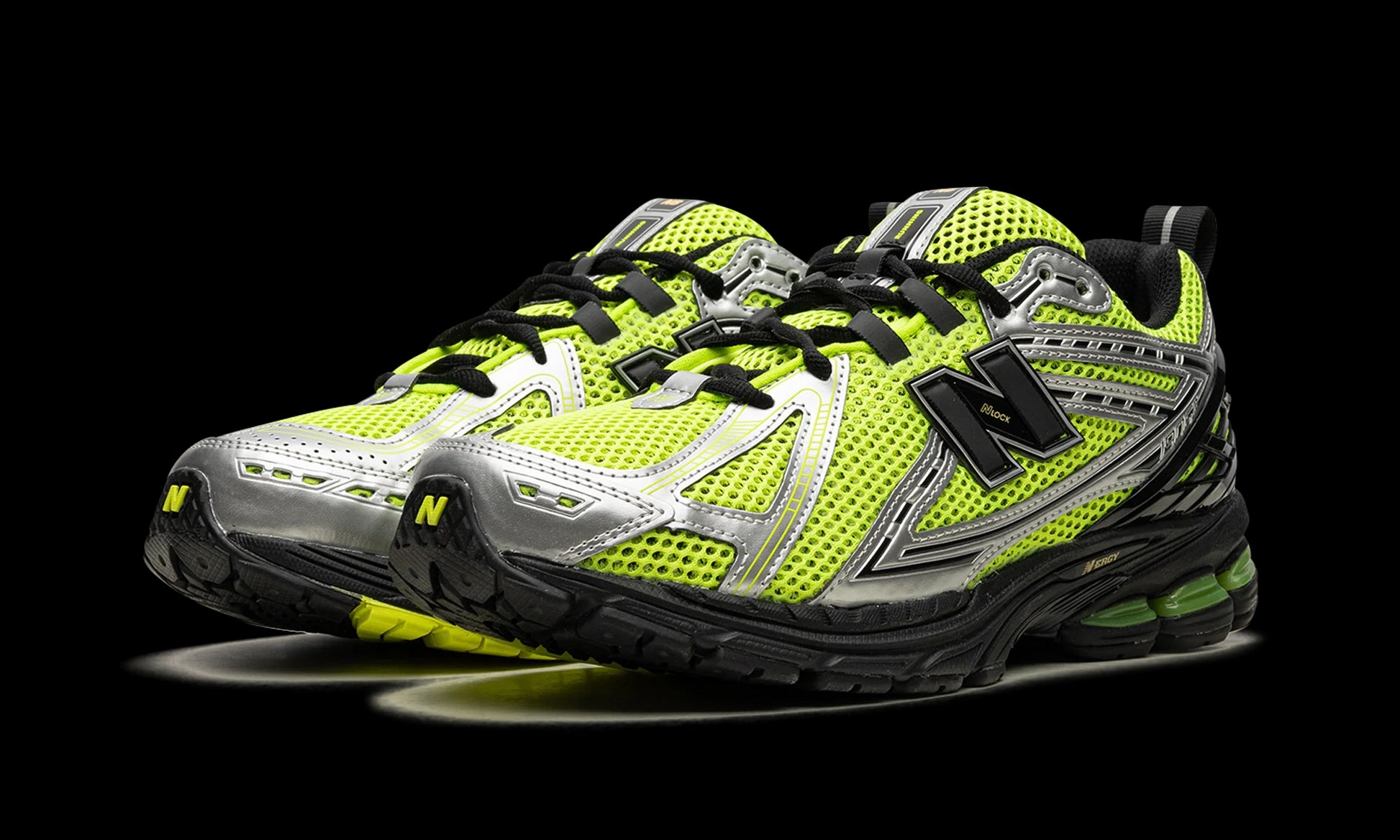 New Balance 1906R "Volt / Black" M1906RCG