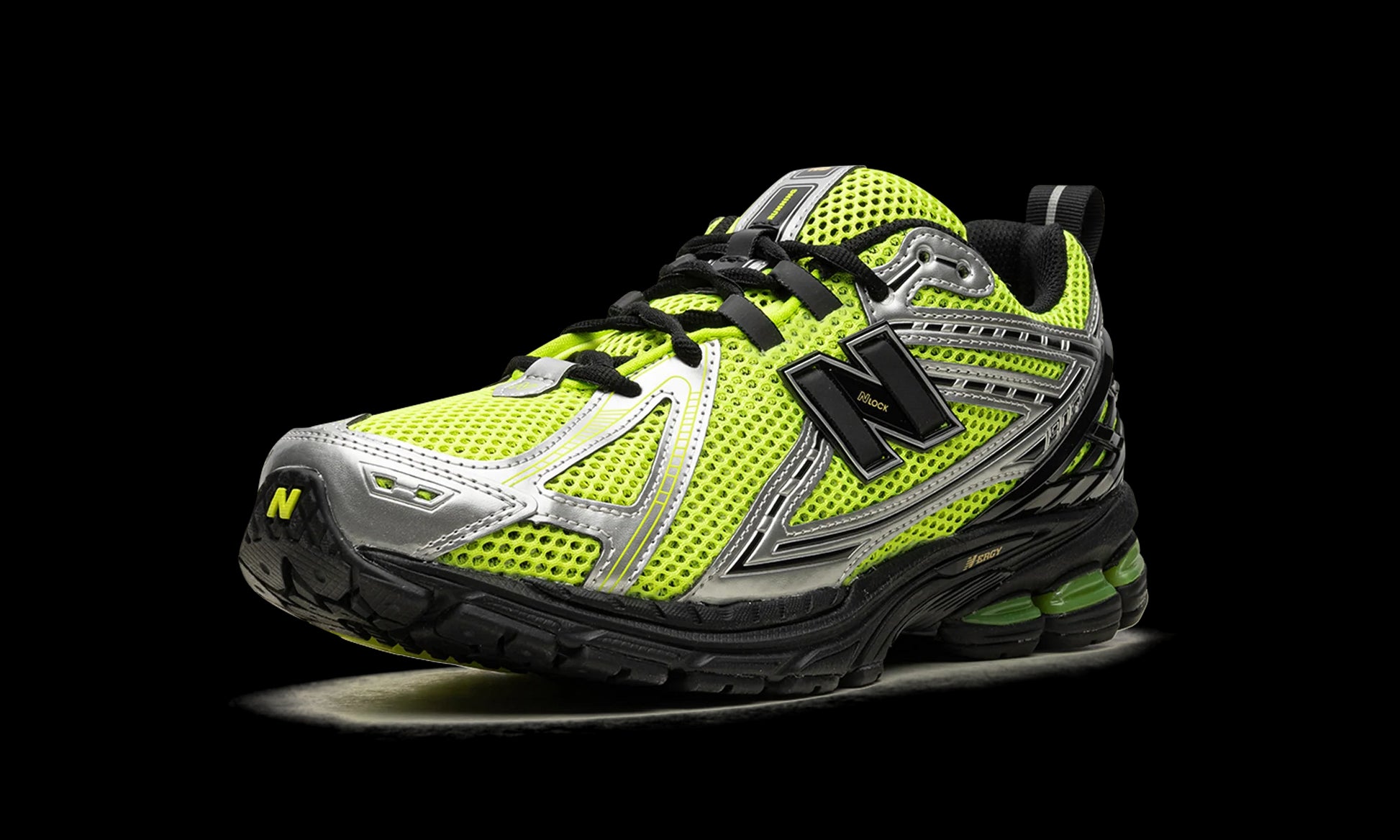 New Balance 1906R "Volt / Black" M1906RCG