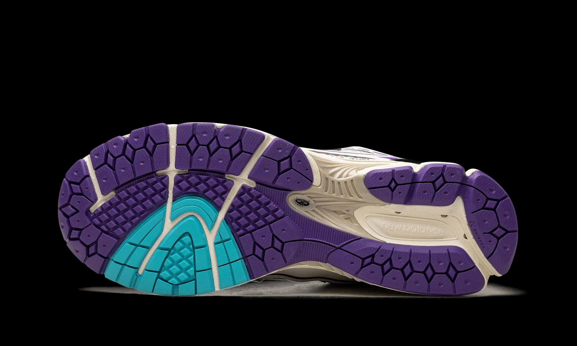 New Balance 1906R "White / Aqua Purple" M1906RCF