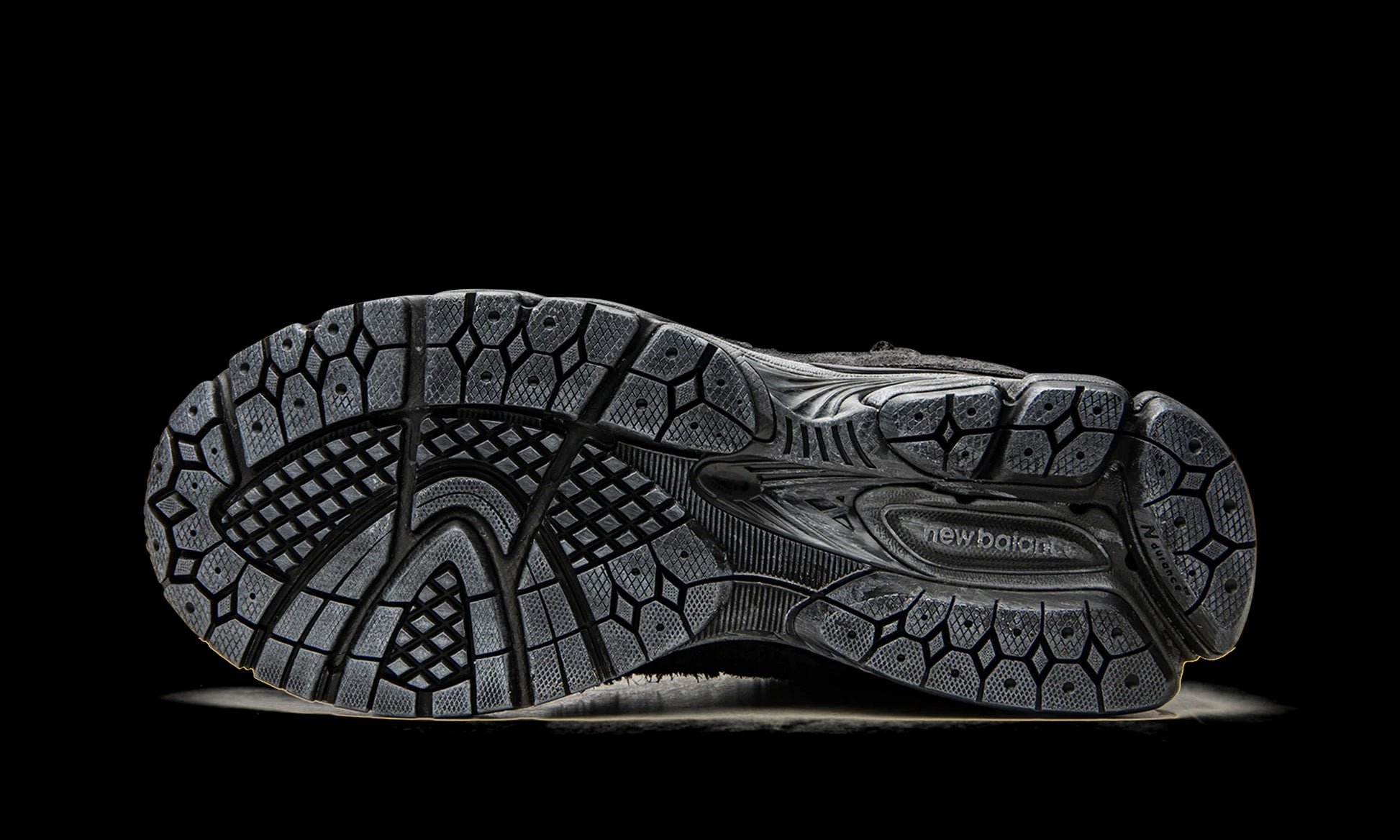 New Balance 2002R "PHANTOM" M2002RDB