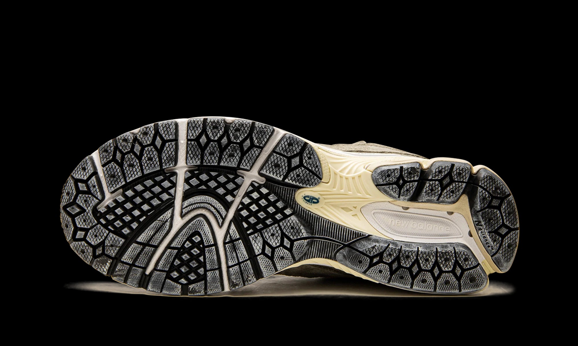 New Balance 2002R "Protection Pack - Mirage Grey" M2002RDD