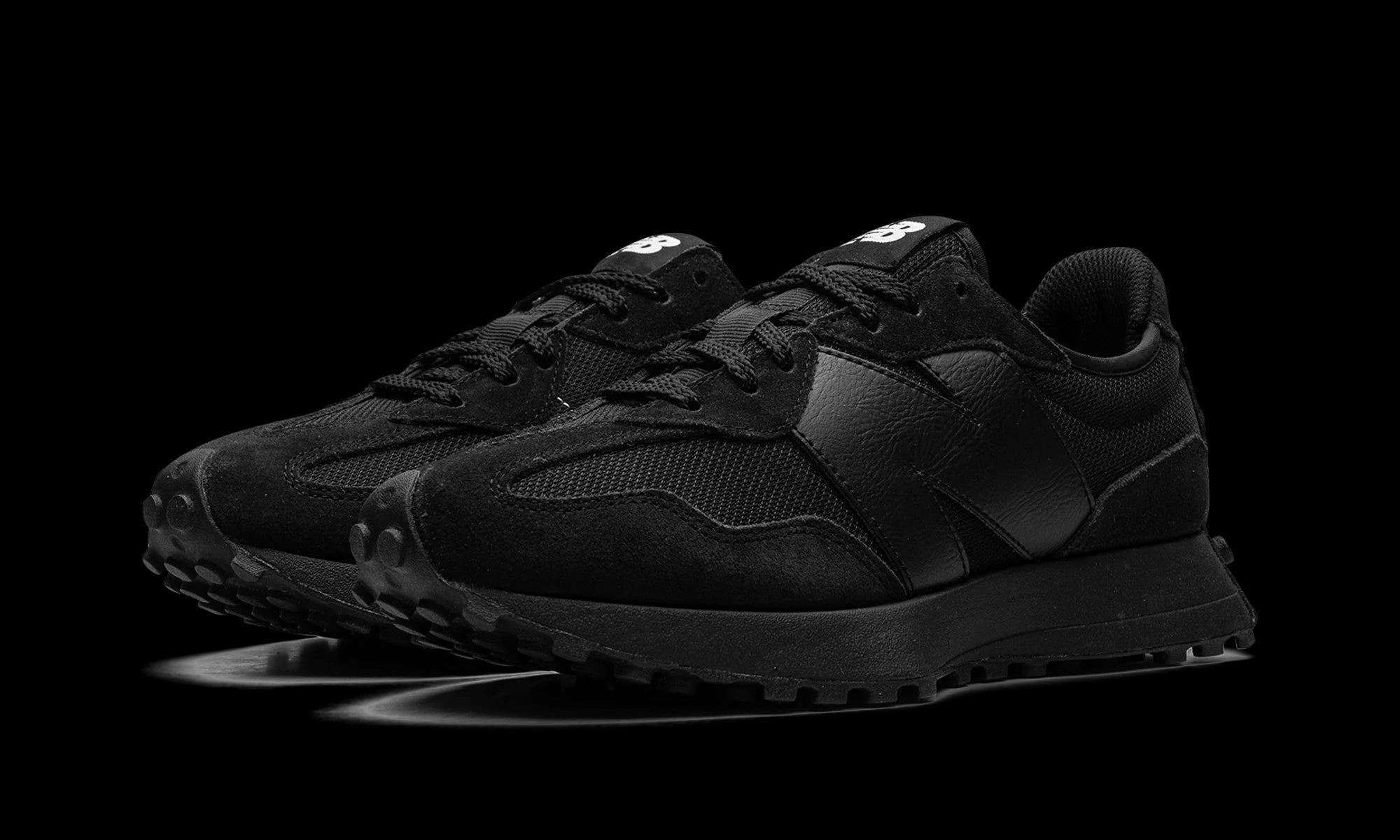 New Balance 327 "Triple Black" MS327CTB