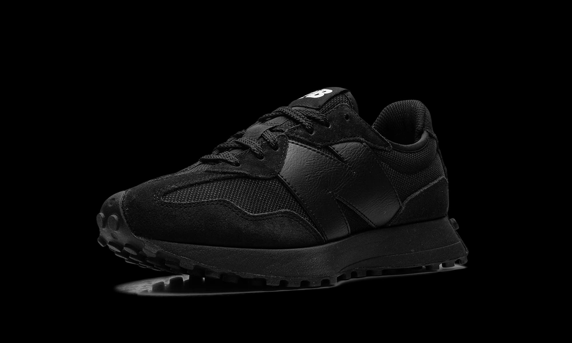New Balance 327 "Triple Black" MS327CTB