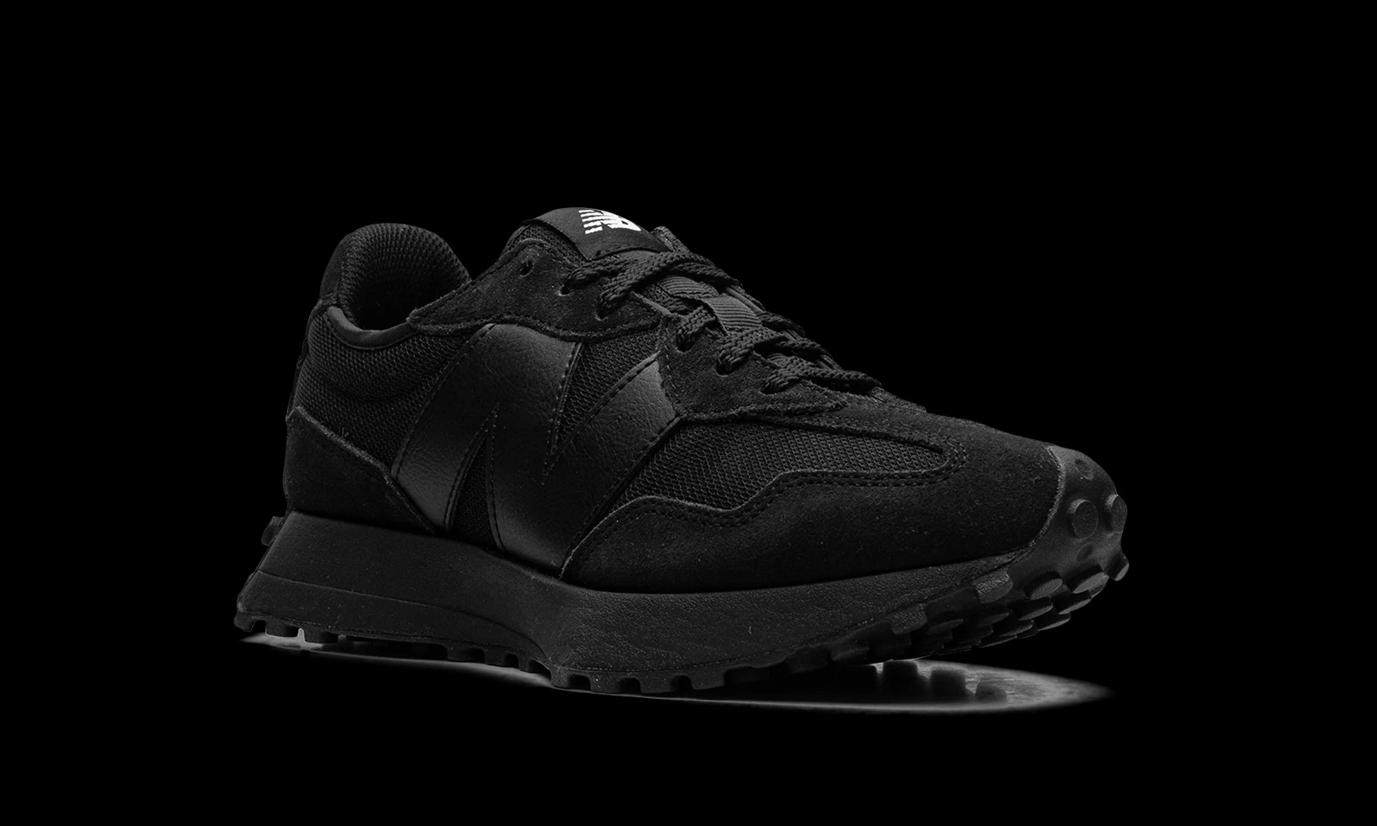 New Balance 327 "Triple Black" MS327CTB