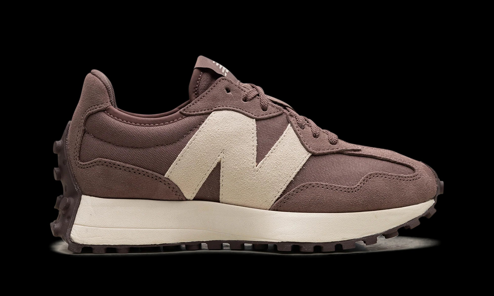 New Balance 327 WMNS "Black Fig" WS327FA
