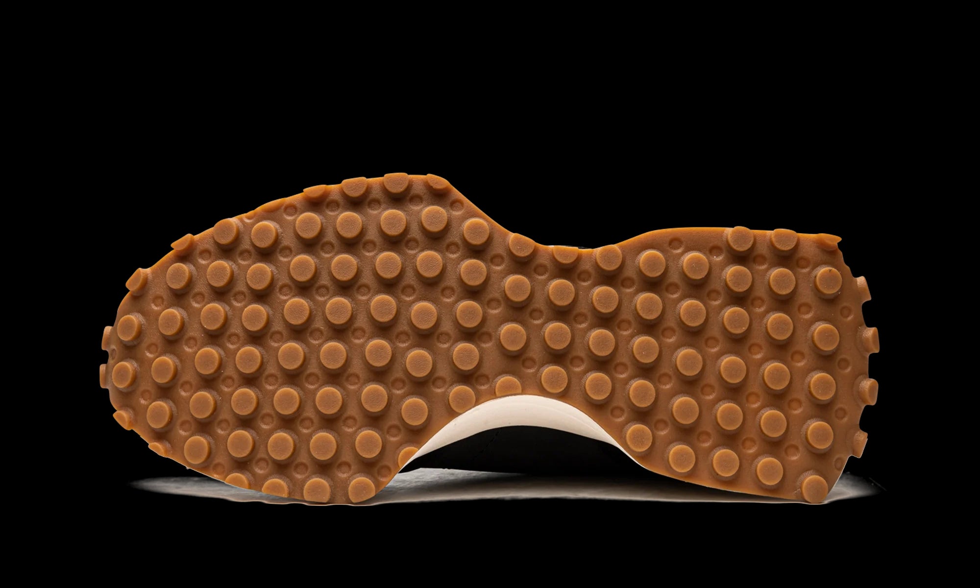 New Balance 327 WMNS "Black / Gum" WS327LB