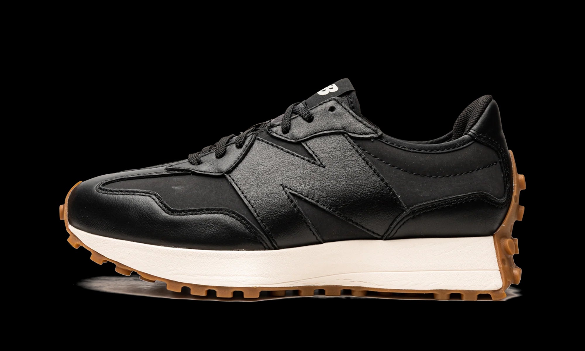 New Balance 327 WMNS "Black / Gum" WS327LB