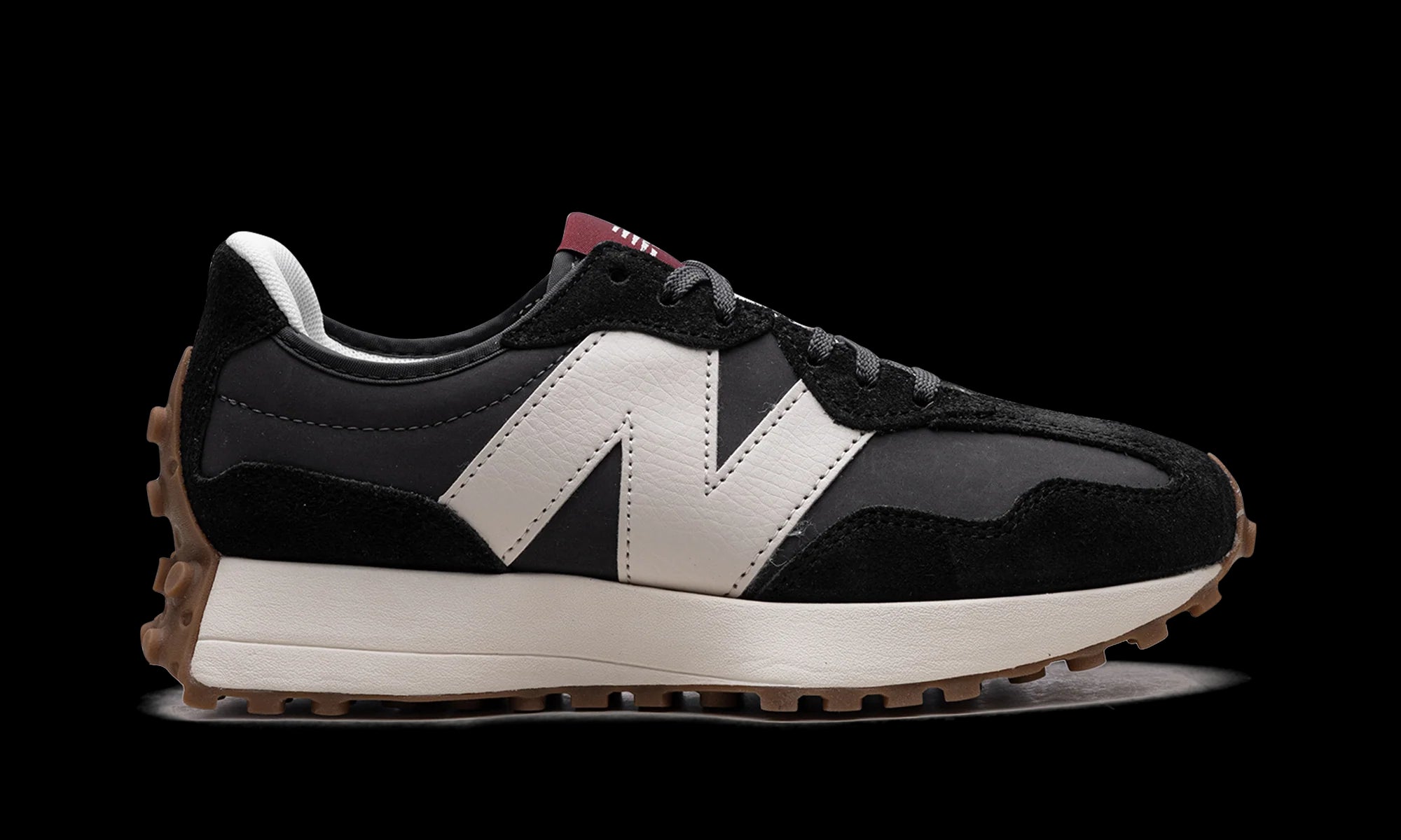 New Balance 327 WMNS "Black Moonbeam" WS327KC