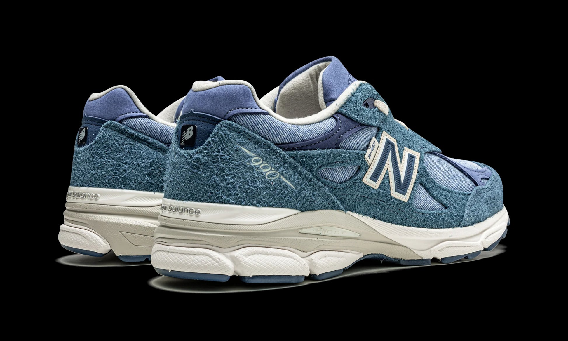 New Balance 990V3 "Levi's - Blue Denim" M990LI3