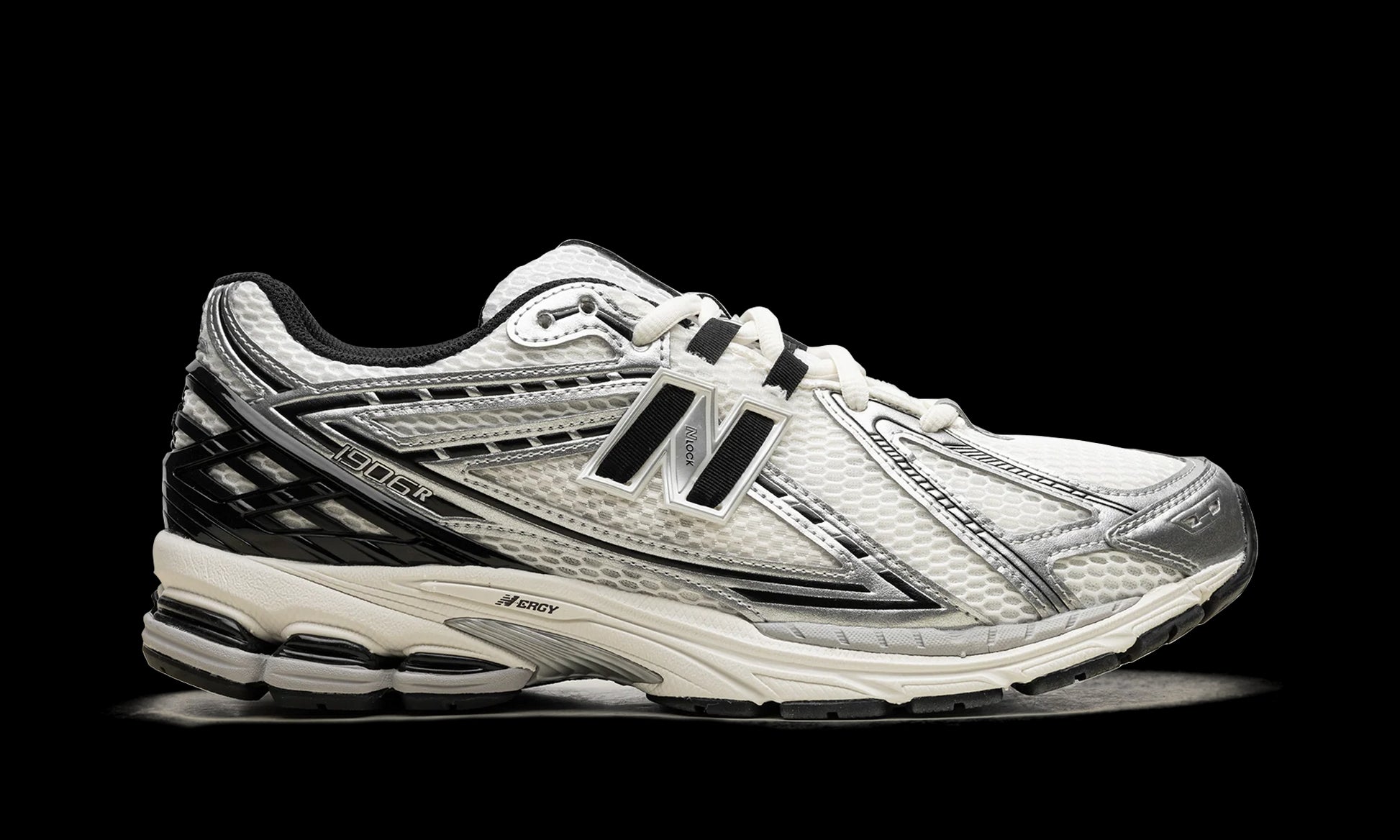 New Balance M1906 "METALLIC SILVER" M1906RER