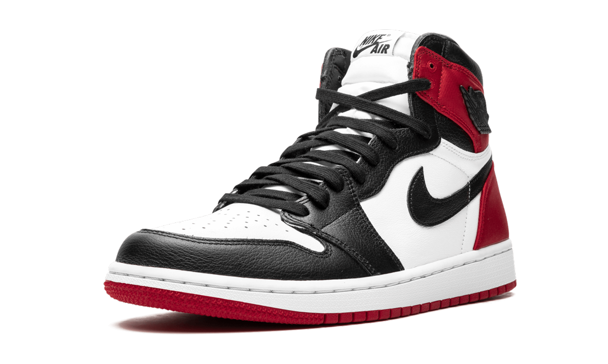 Nike AIR JORDAN 1 HIGH OG WMNS "Satin Black Toe" CD0461 016