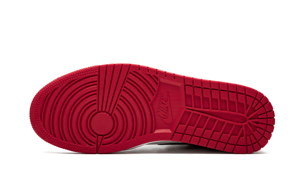 Nike AIR JORDAN 1 HIGH OG WMNS "Satin Black Toe" CD0461 016