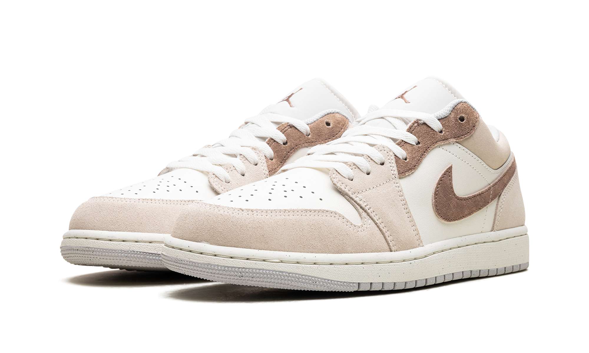 Nike Air Jordan 1 Low "Light Brown" HF1567 200