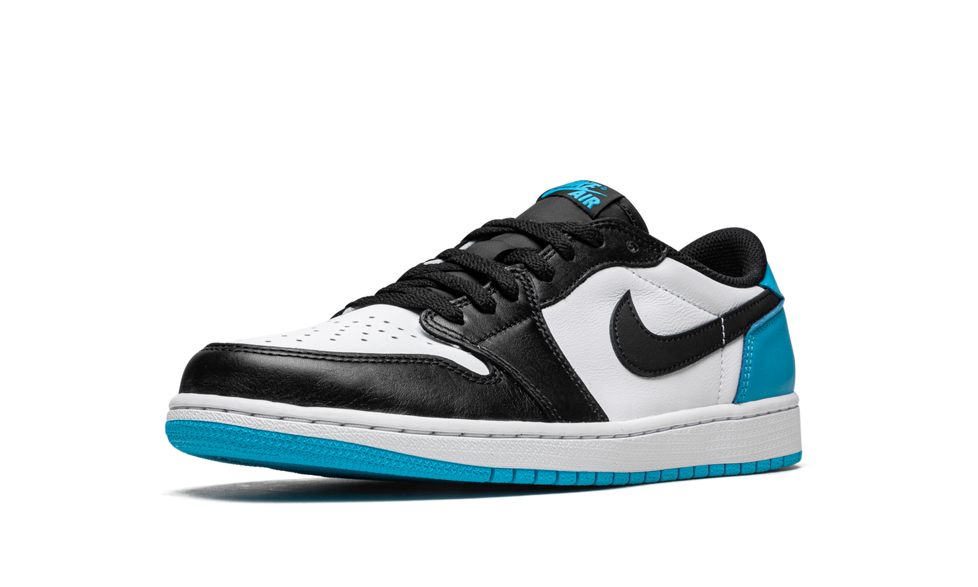 Nike Air Jordan 1 Low OG "UNC" CZ0790 104