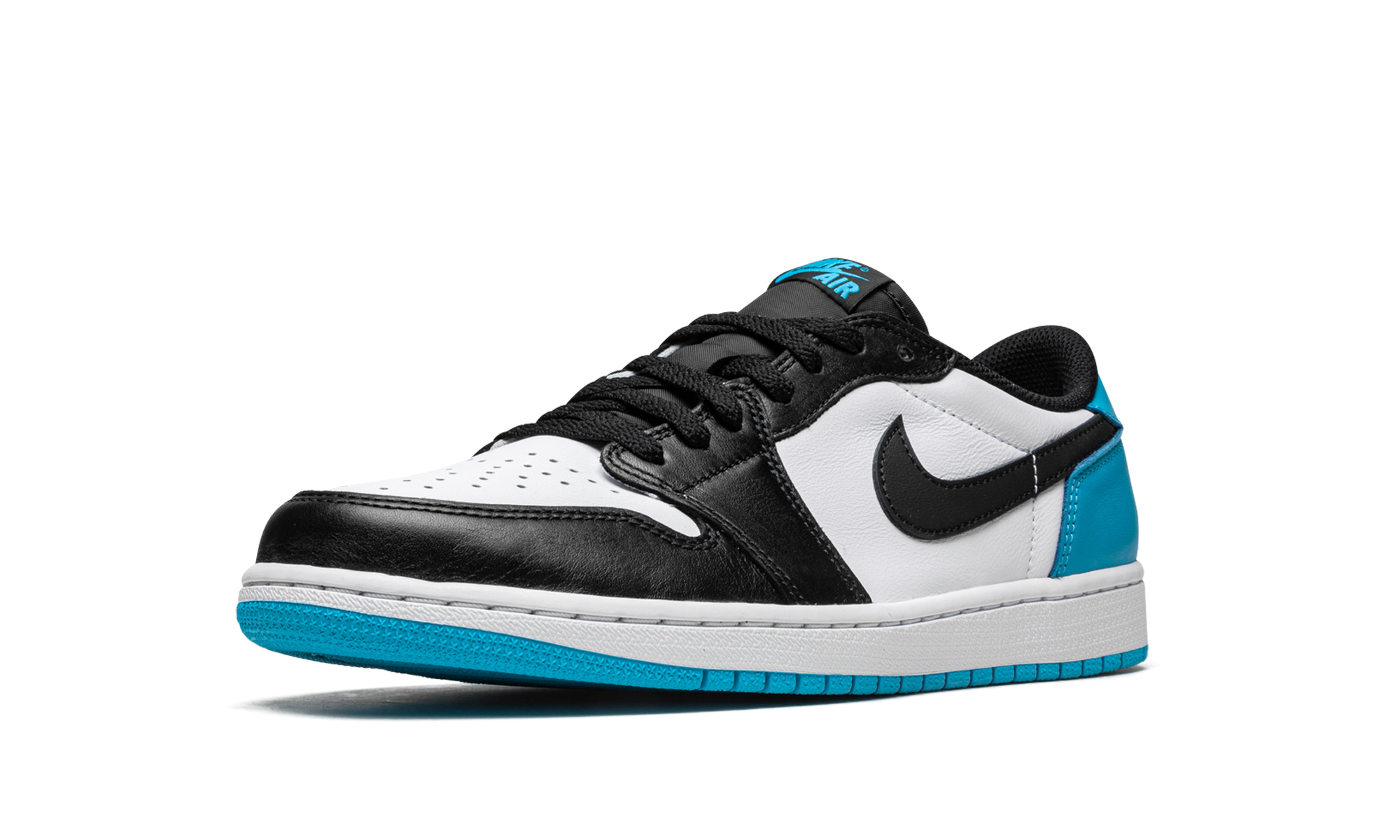 Nike Air Jordan 1 Low OG "UNC" CZ0790 104