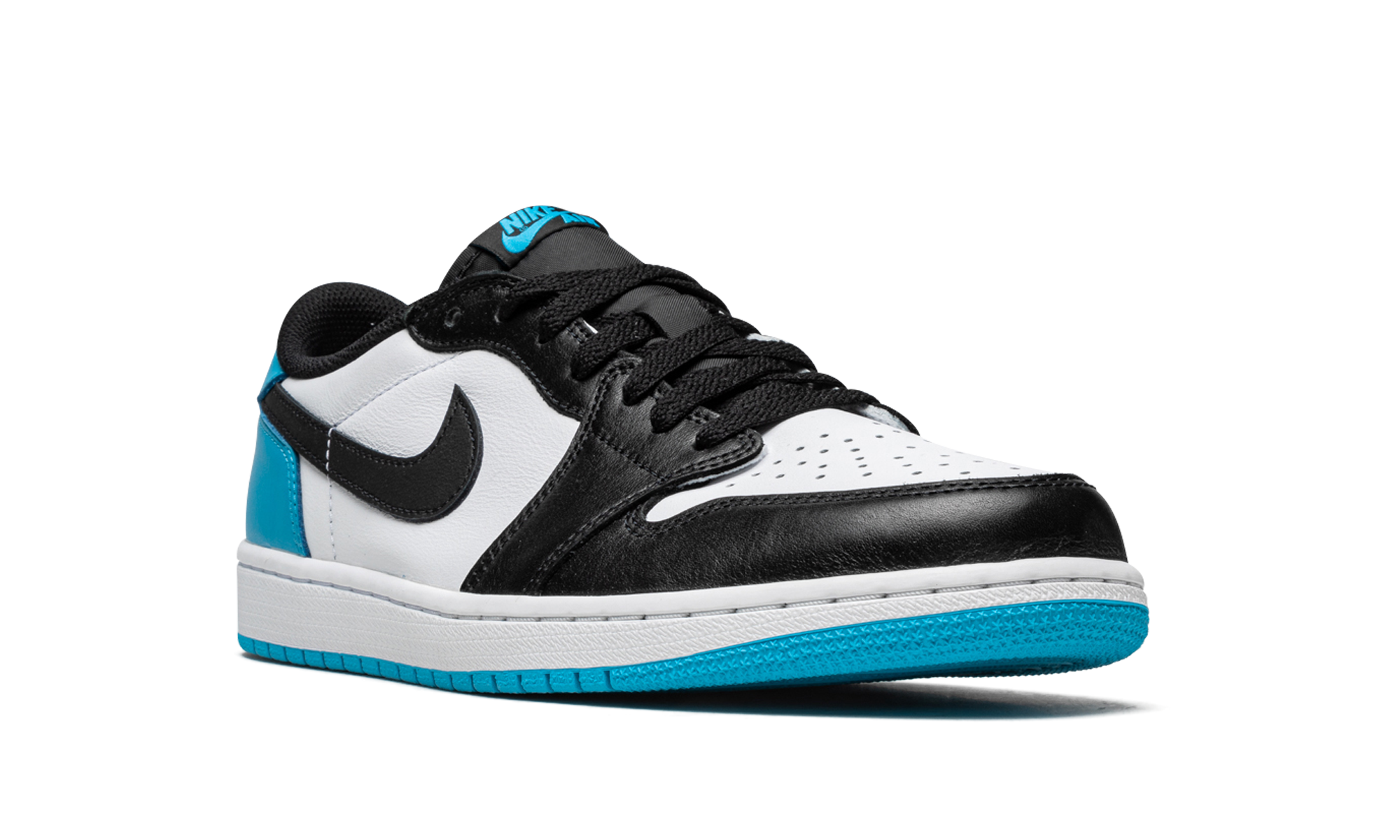 Nike Air Jordan 1 Low OG "UNC" CZ0790 104