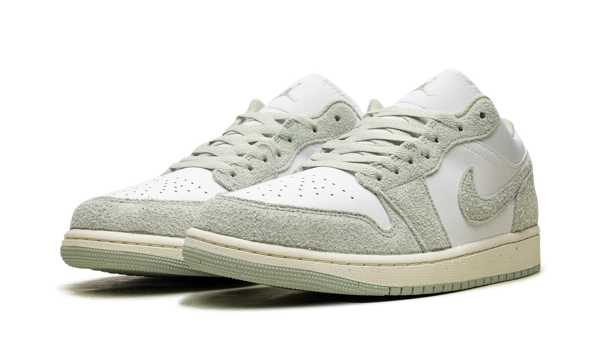 Nike Air Jordan 1 Low SE "Seafoam" FN5214 131