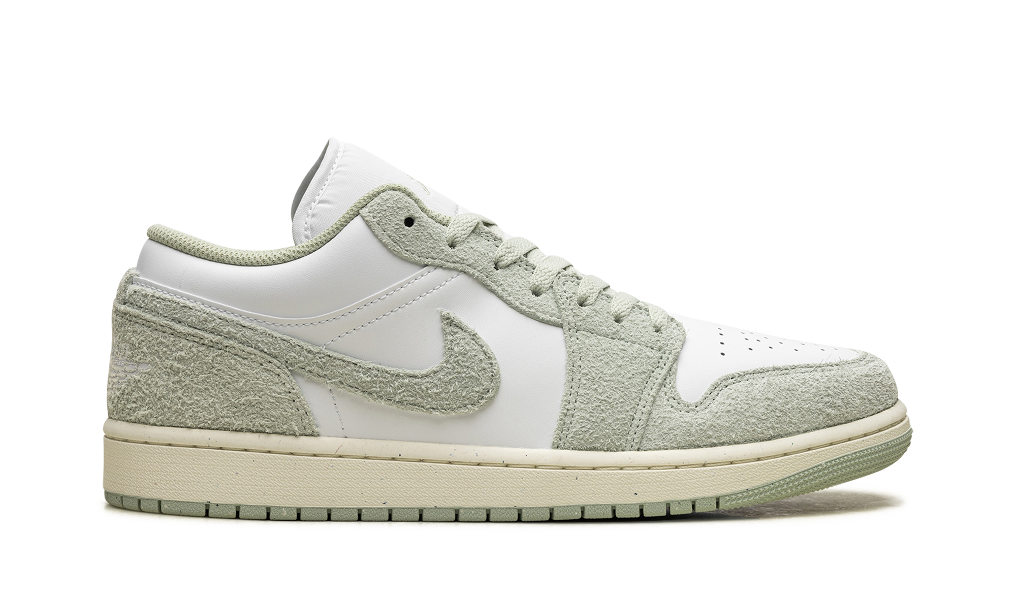 Nike Air Jordan 1 Low SE "Seafoam" FN5214 131
