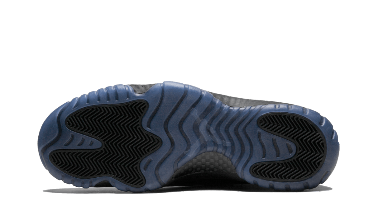 Nike Air Jordan 11 Retro "Cap & Gown" 378037 005