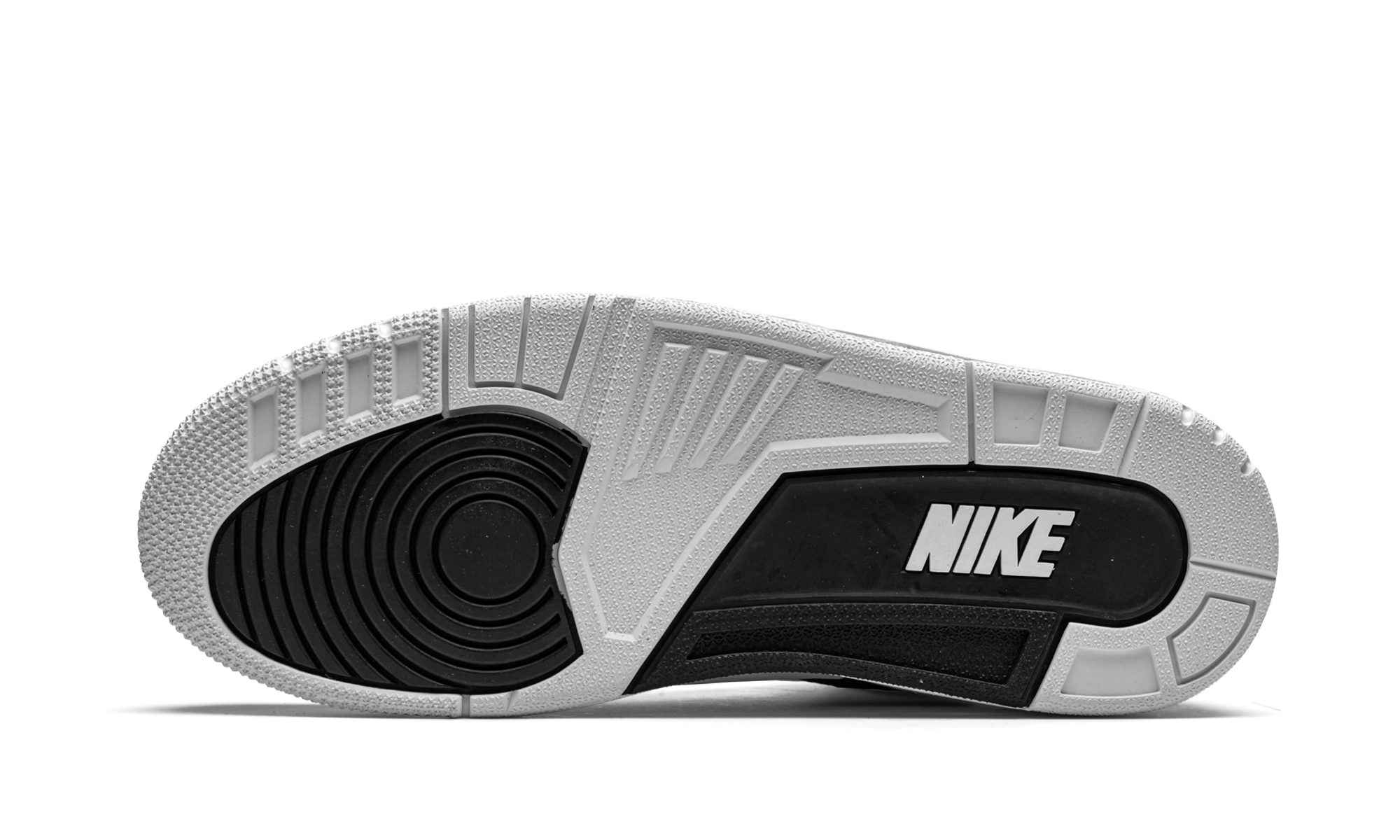 Nike Air Jordan 3 Retro SP "Fragment" DA3595 100