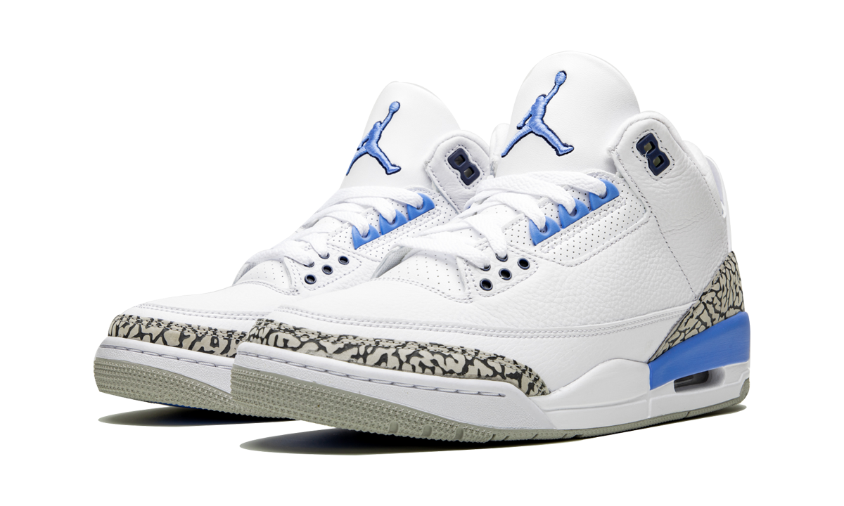 Nike Air Jordan 3 Retro "UNC" CT8532 104