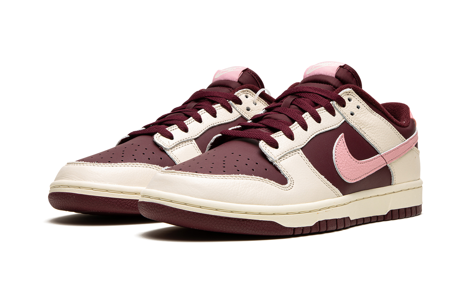 Nike Dunk Low Retro PRM "Valentine's Day 2023" DR9705 100