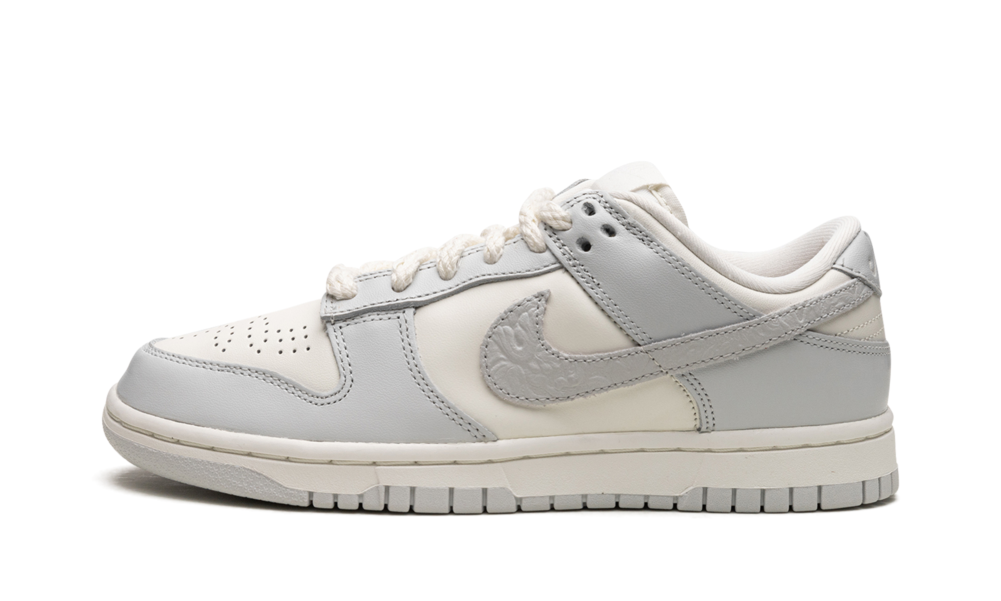 Nike DUNK LOW WMNS "Needlework" FJ4553 133