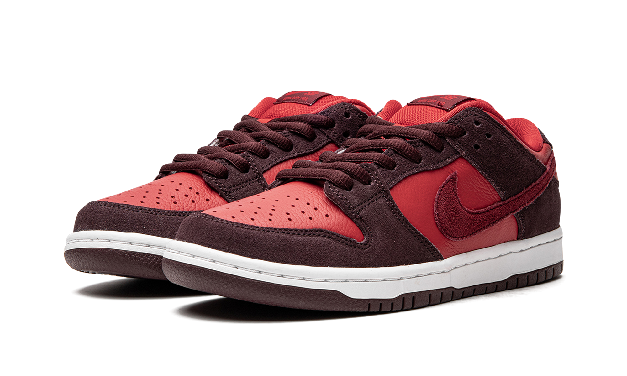 Nike SB Dunk Low "Cherry" DM0807 600