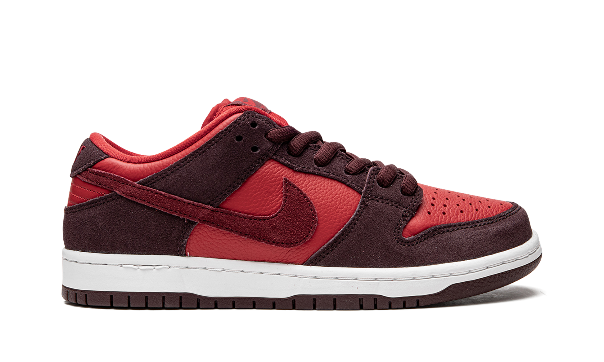 Nike SB Dunk Low "Cherry" DM0807 600