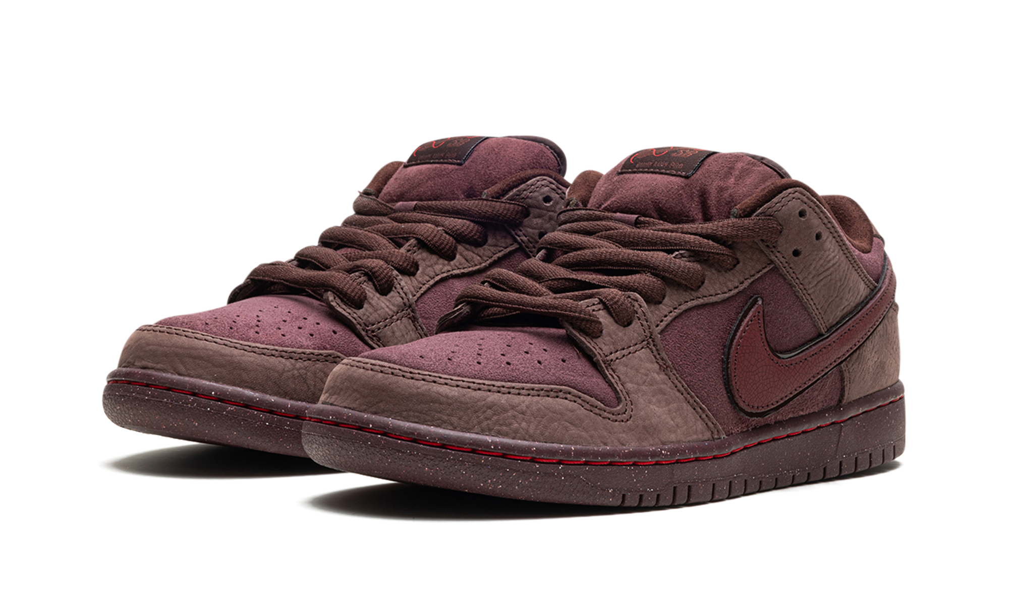 Nike SB Dunk Low "City of Love" FN0619 600