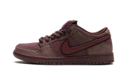 Nike SB Dunk Low "City of Love" FN0619 600