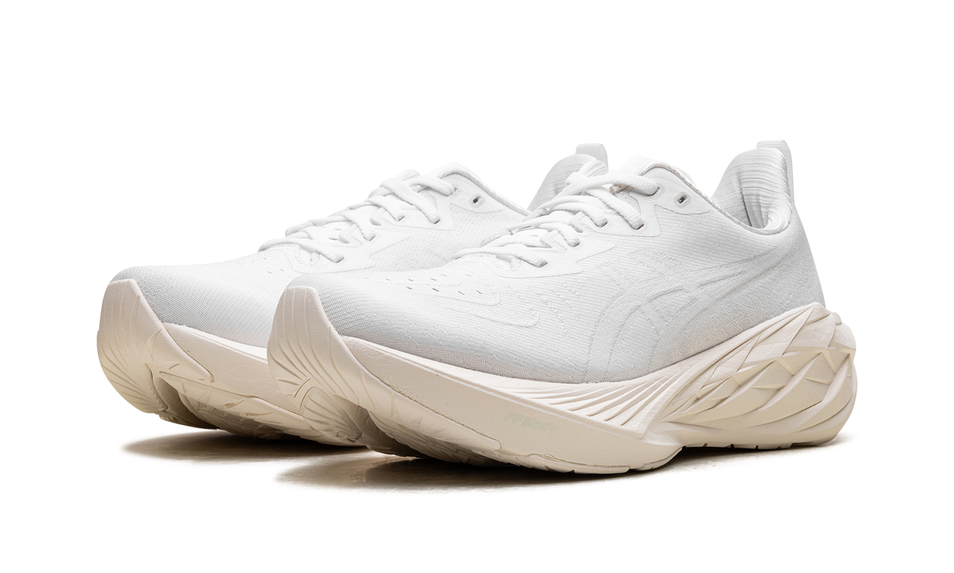 Novablast 4 "white / White" - 2