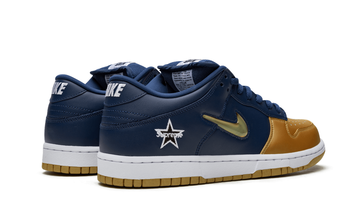 Sb Dunk Low "supreme - Jewel Swoosh Gold/navy" - 3